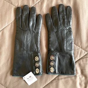 Coach 3 Turnlock Leather Gloves